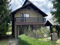 Prahova, casa mare P+1+M- 193 mp construiti, teren 1599 mp, in Brebu